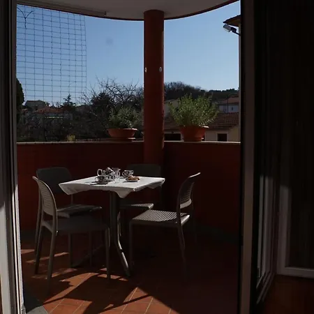 شقة Istria 4 *